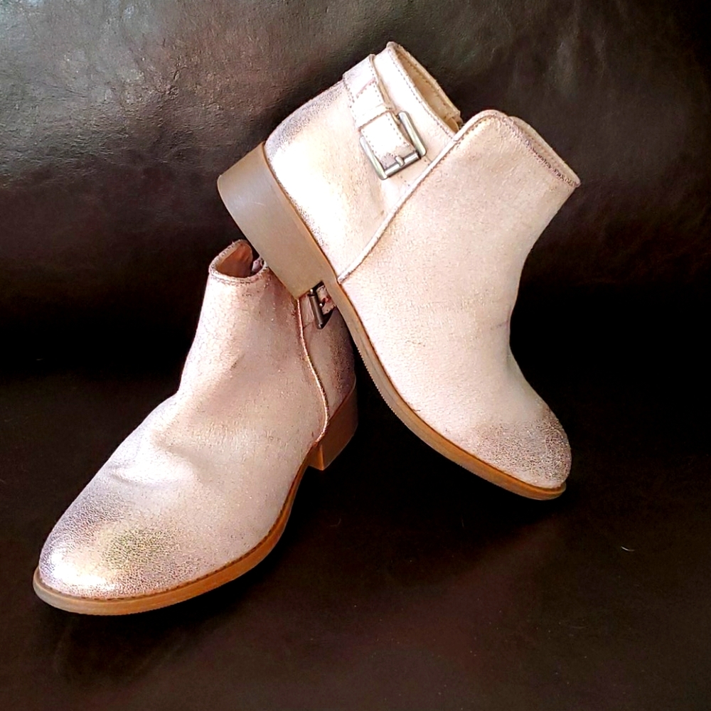 Girls rose gold booties